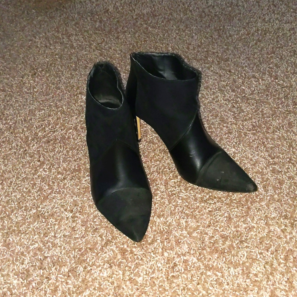 Zara booties size 6.5 (euro 37)